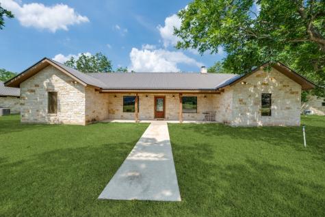 170 Johnny Seibert Lane Leakey TX 78873