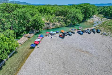 170 Johnny Seibert Lane Leakey TX 78873