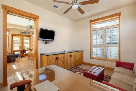 364 Wolf Creek Road Fredericksburg TX 78624