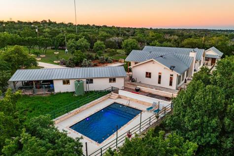 364 Wolf Creek Road Fredericksburg TX 78624
