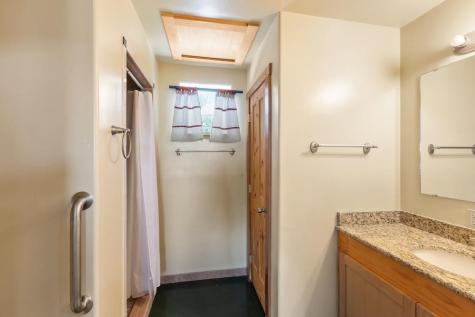364 Wolf Creek Road Fredericksburg TX 78624