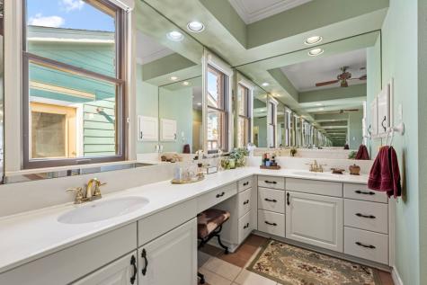 126 Hunters Pointe Drive Kerrville TX 78028