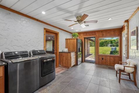 722 Lacey Oak Parkway Kerrville TX 78028