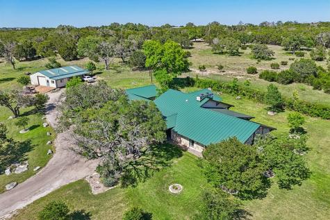 722 Lacey Oak Parkway Kerrville TX 78028
