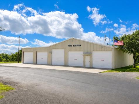 722 Lacey Oak Parkway Kerrville TX 78028