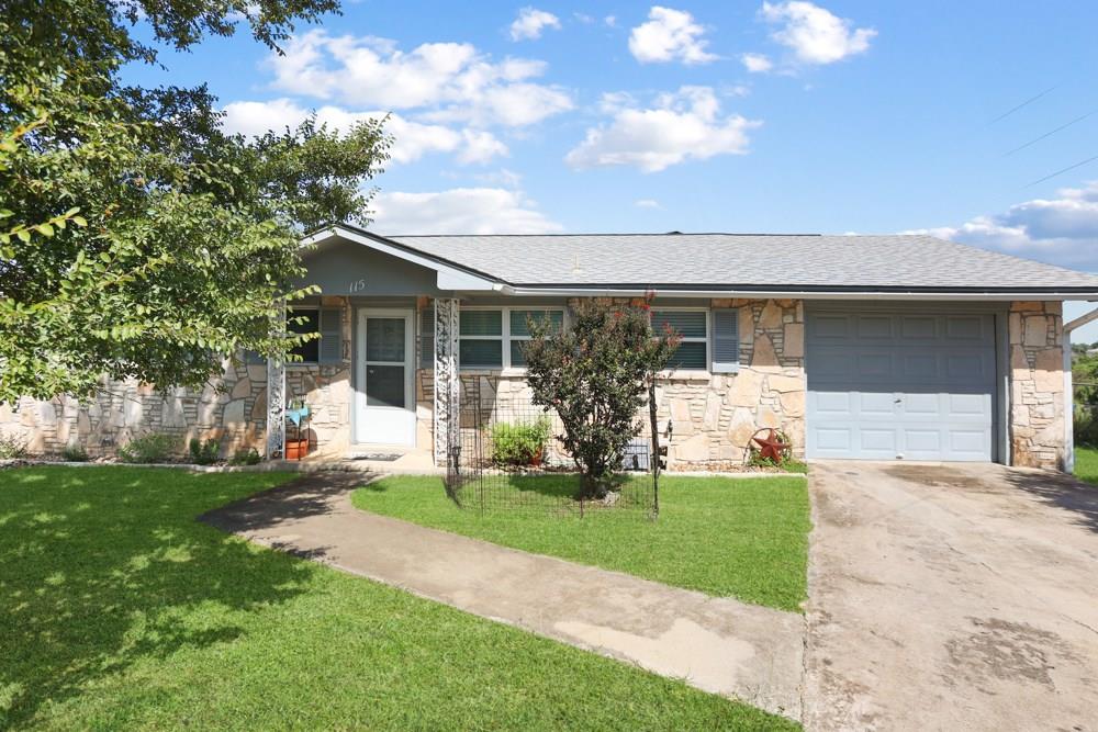 115 Village Drive Kerrville TX 78028