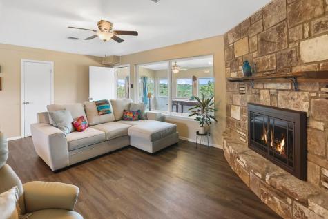 115 Village Drive Kerrville TX 78028