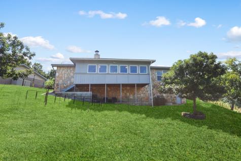 115 Village Drive Kerrville TX 78028