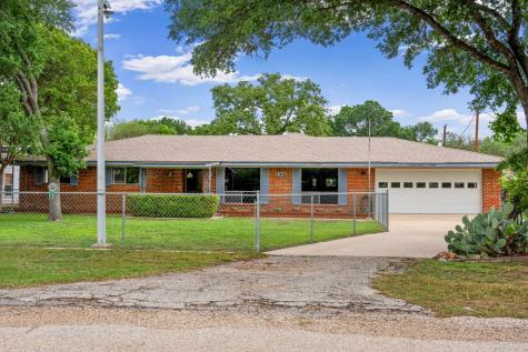 133 Oak Way Kerrville TX 78028