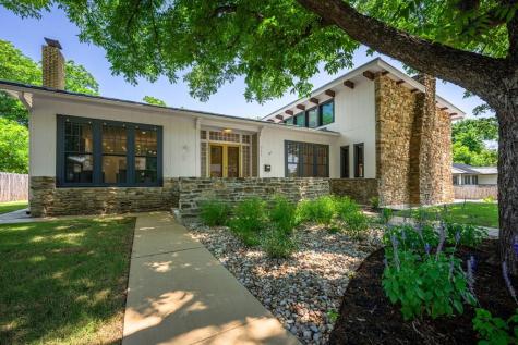 311 Crockett Street Fredericksburg TX 78624
