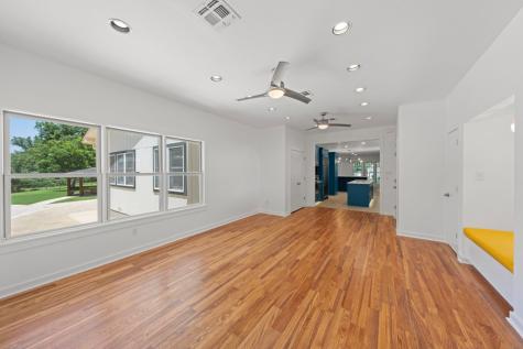 311 Crockett Street Fredericksburg TX 78624