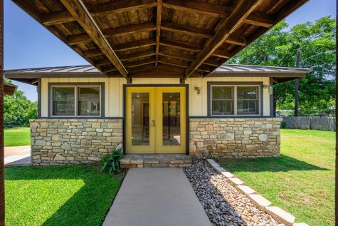 311 Crockett Street Fredericksburg TX 78624
