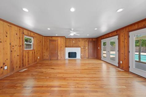 311 Crockett Street Fredericksburg TX 78624
