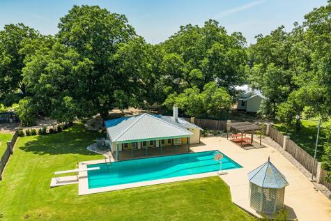 311 Crockett Street Fredericksburg TX 78624