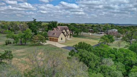 1104 Lois Street Kerrville TX 78028