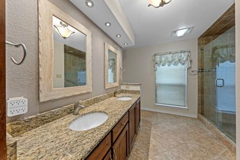 5013 Zenner-ahrens Road Kerrville TX 78028