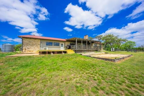5013 Zenner-ahrens Road Kerrville TX 78028