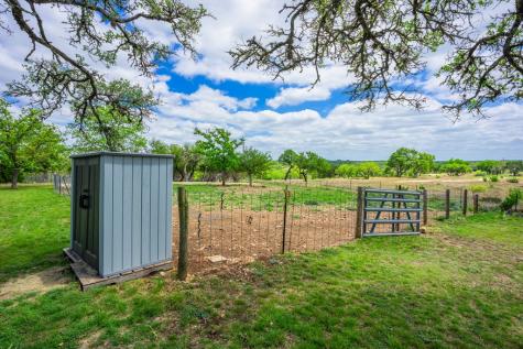 5013 Zenner-ahrens Road Kerrville TX 78028