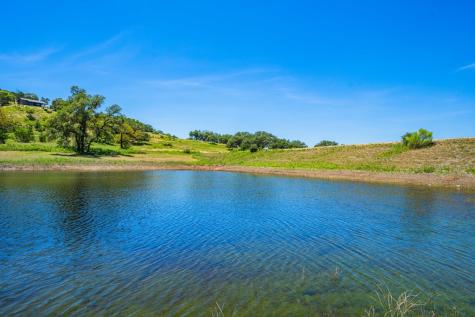 5081 Highway 173 Center Point TX 78010