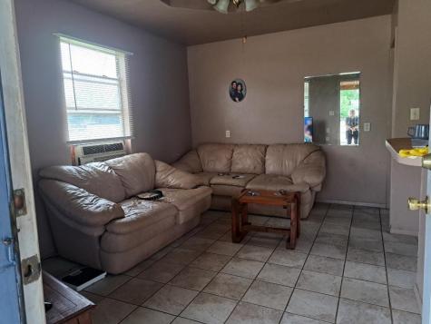215 Third Street Camp Wood TX 78833