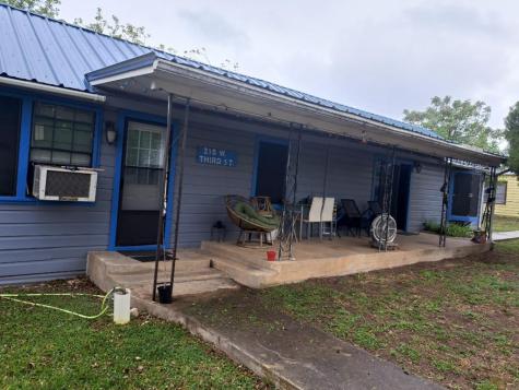 215 Third Street Camp Wood TX 78833