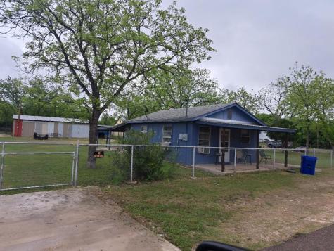 215 Third Street Camp Wood TX 78833