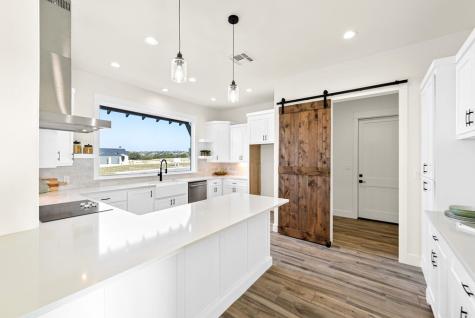 4528 #12 Comanche Trace Drive Kerrville TX 78028