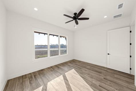 4528 #12 Comanche Trace Drive Kerrville TX 78028