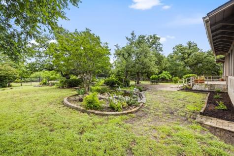 325 Cedar Ridge Kerrville TX 78028