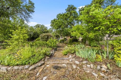 325 Cedar Ridge Kerrville TX 78028