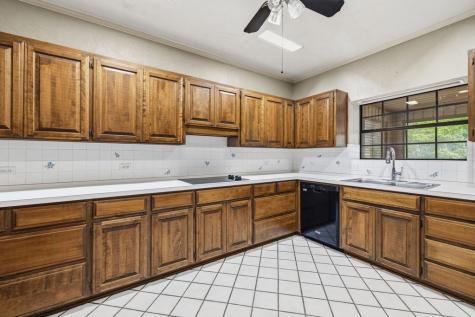 325 Cedar Ridge Kerrville TX 78028