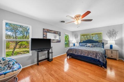 711 Cardinal Drive Kerrville TX 78028