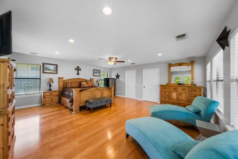 711 Cardinal Drive Kerrville TX 78028