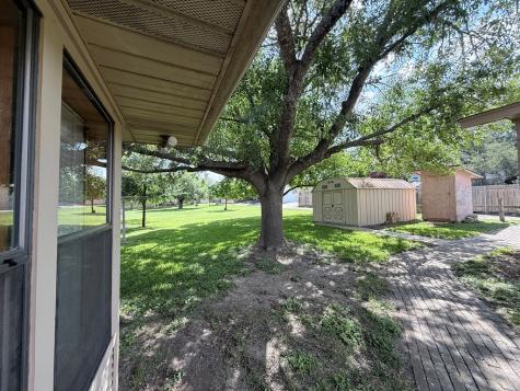 404 Mack Hollimon Drive Kerrville TX 78028