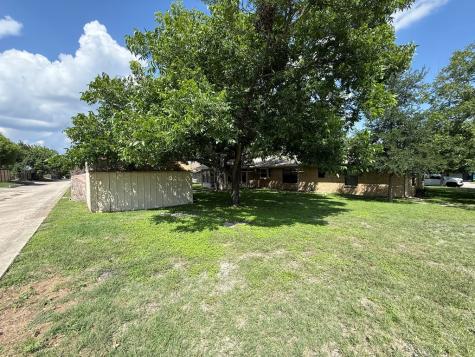 404 Mack Hollimon Drive Kerrville TX 78028