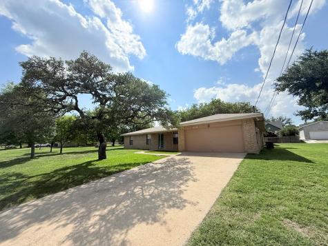 404 Mack Hollimon Drive Kerrville TX 78028