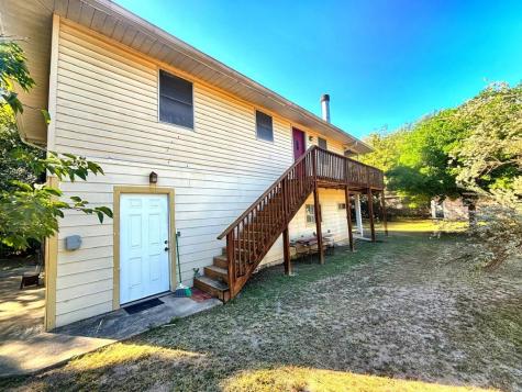 9 Oak Lane Camp Wood TX 78833