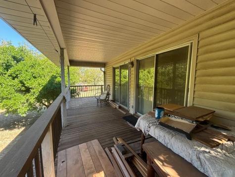 9 Oak Lane Camp Wood TX 78833