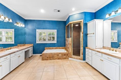 404 Overlook Drive Kerrville TX 78028