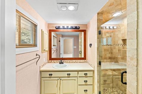 404 Overlook Drive Kerrville TX 78028