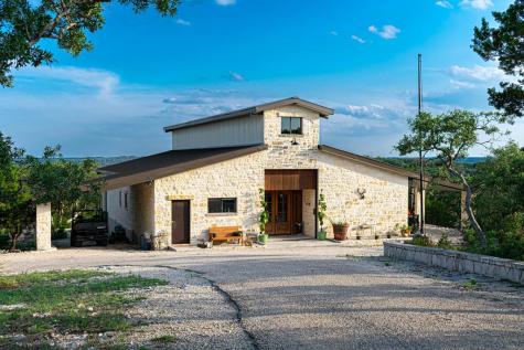 320 Overland Trail Hunt TX 78024