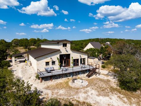 320 Overland Trail Hunt TX 78024
