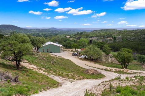 161 Balsly Road Center Point TX 78010