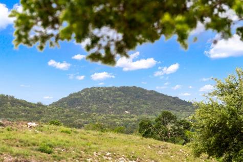 161 Balsly Road Center Point TX 78010