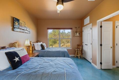 1292 Upper Turtle Creek Kerrville TX 78028