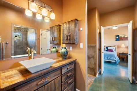 1292 Upper Turtle Creek Kerrville TX 78028