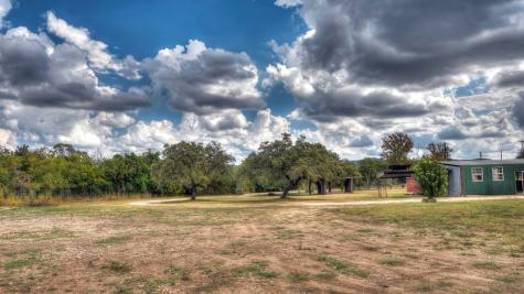 201 7th Street Leakey TX 78873