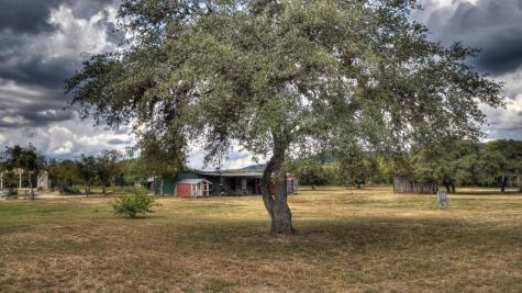 201 7th Street Leakey TX 78873