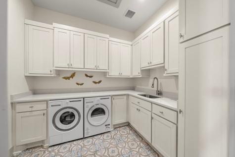 1025 Comanche Hills Drive Kerrville TX 78028