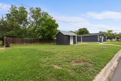 407 Stephen Street Kerrville TX 78028